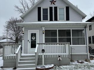 206 Walker St, La Porte, IN