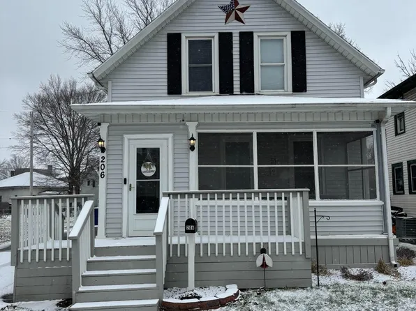 206 Walker St, La Porte, IN 46350