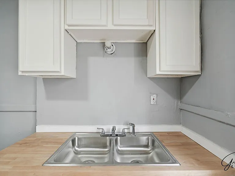 3813/3815 W Euclid - JL Schneider LLC — Photo 14