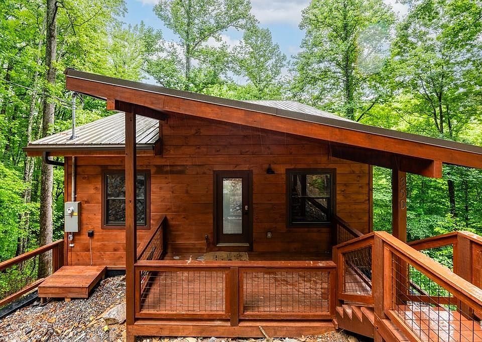 1st image of 350 Sugar Mountain Way