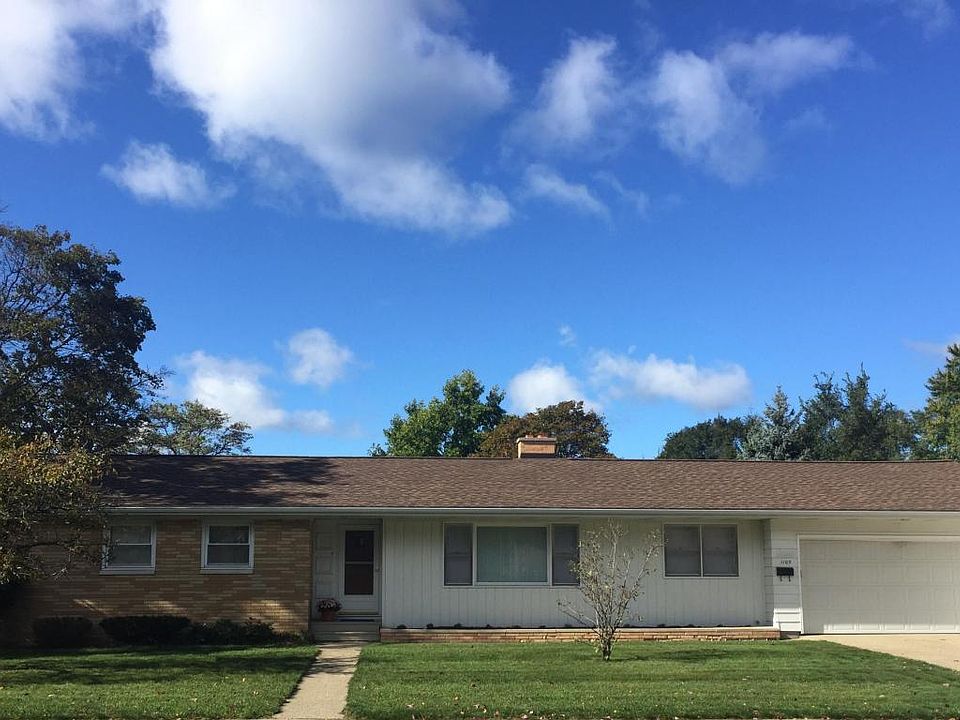 1st image of 1109 Hillcrest St