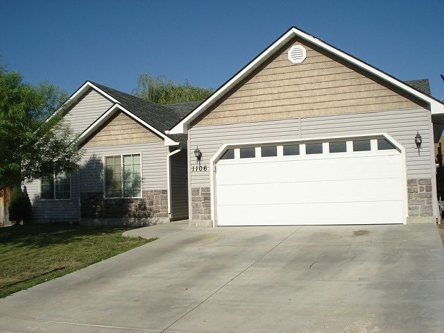 1st image of 1106 Vanity Peak Dr