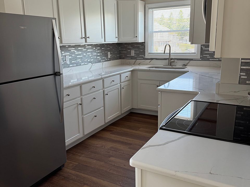 1st image of 235 Coal St #2