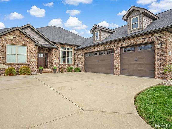 3rd image of 3917 Shale Dr
