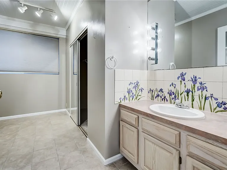 190 Dartmouth St #1 — Photo 14