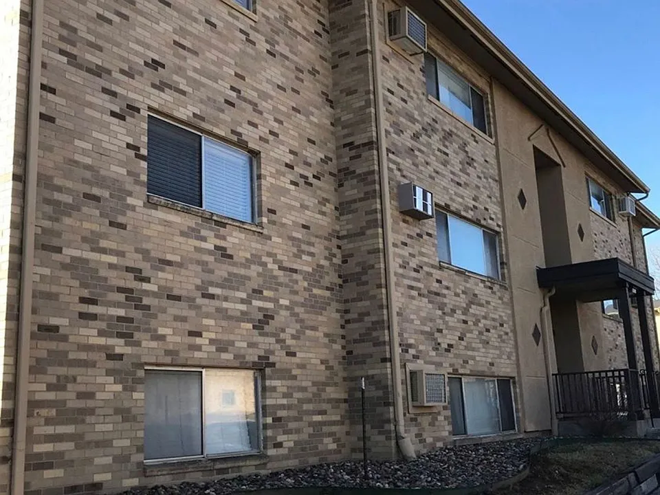Building Photo 5