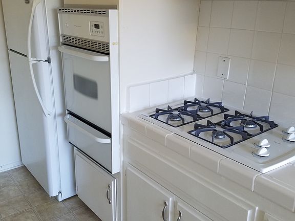2nd image of 4949 Laurel Canyon Blvd APT 29