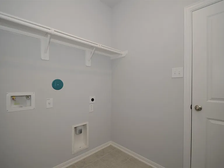 3443 Brazos Falls Dr — Photo 32