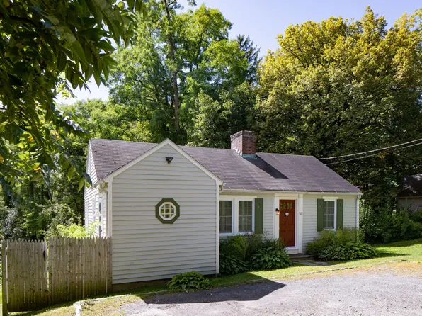 50 Millerton Rd, Lakeville, CT 06039