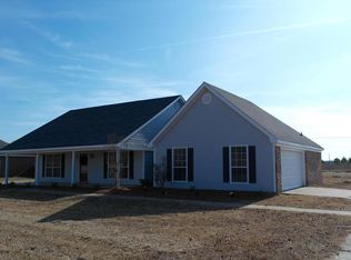 911 Woodlawn Rd, Steens, MS 39766