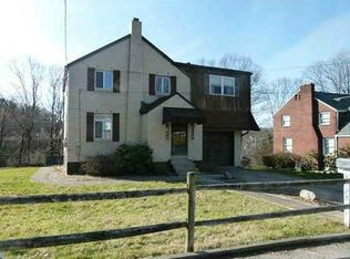 3323 Franklin Dr, Pittsburgh, PA 15235