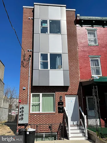 667 N 39th St Photo 1