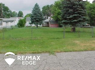 W McLean Ave, Flint, MI 48507