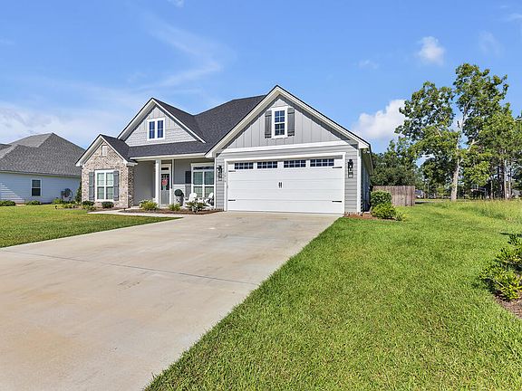 3rd image of 3016 Houser Way