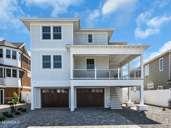 151 Pershing Boulevard, Lavallette, NJ 08735