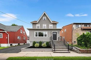 725 4th Street