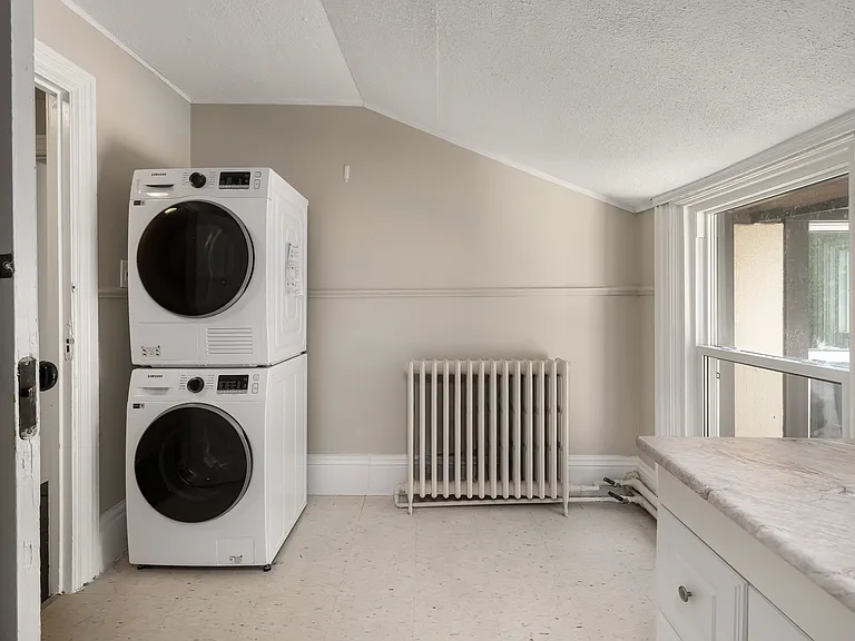 92 Barrack St #2 — Photo 16