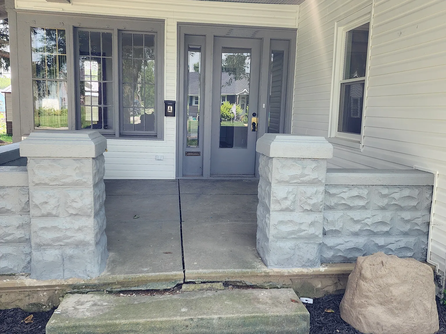 3 bed, $1,400 — Photo 2