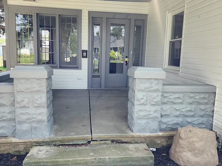 609 Main St #1 — Photo 2