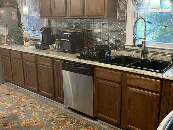 4th image of 3835 Maggie Dr SE #14