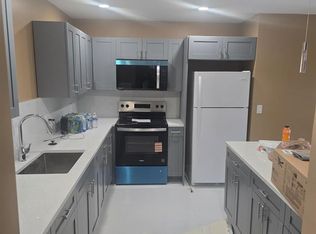 1072 Mentone Rd, Lake Worth, FL 33462