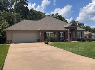 13 Parkridge Dr, Bella Vista, AR 72715