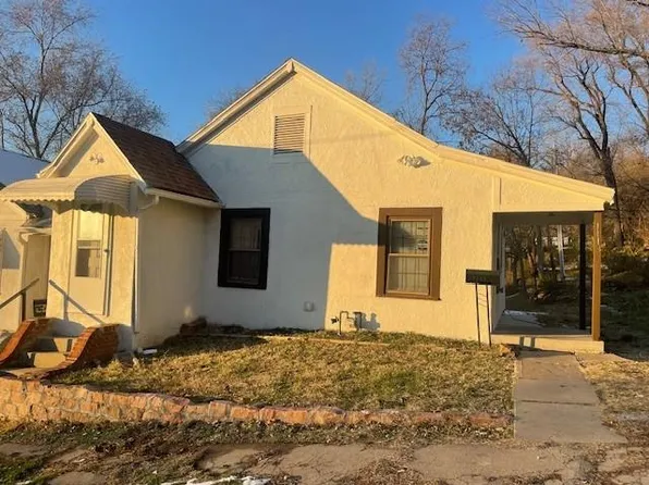 1113 Locust St, Saint Joseph, MO 64501