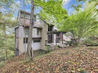 1670 Naughtingham Rd, Newark, OH 43055