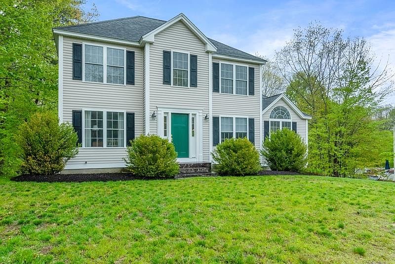 1st image of 80 Ridgetop Lane