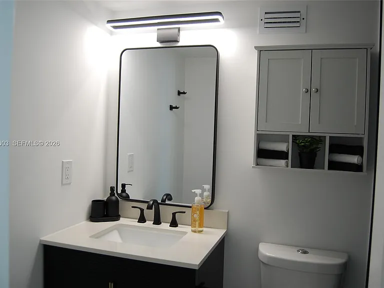 2501 S Ocean Dr #712 — Photo 11