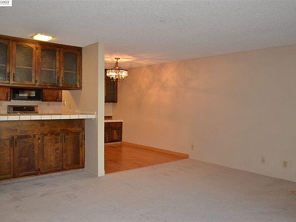 3rd image of 26937 Hayward Blvd APT 334