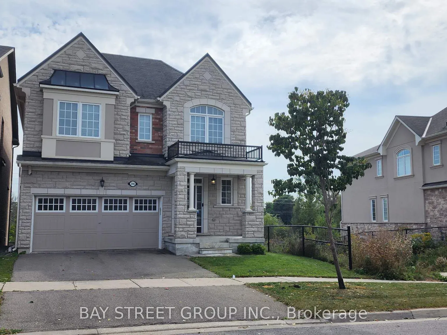 4 bed, $4,200 — Photo 2