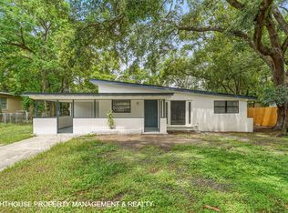 2124 Patou Dr W, Jacksonville, FL 32210