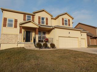 2468 W Fredrickson Dr, Olathe, KS 66061