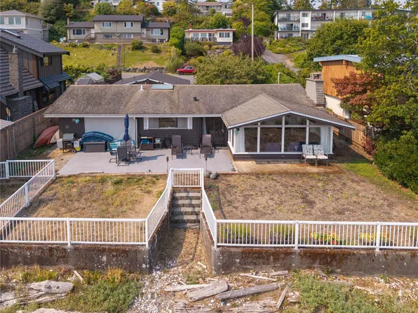 2640 Randle Rd, Nanaimo, BC V9S 3X2