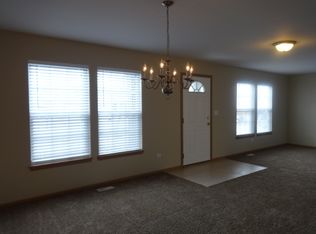 1712 Marilyn Dr, Montgomery, IL 60538