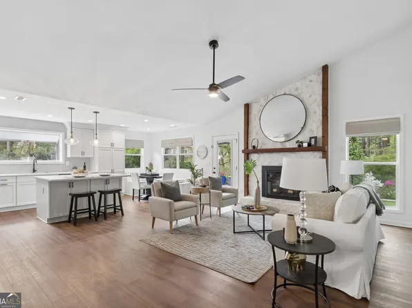 135 Braided Blanket Blf, Johns Creek, GA 30022