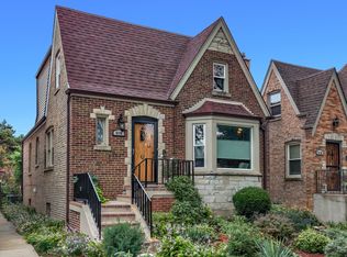 6114 W Nelson St, Chicago, IL 60634