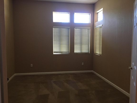 5th image of 332 Station Ct