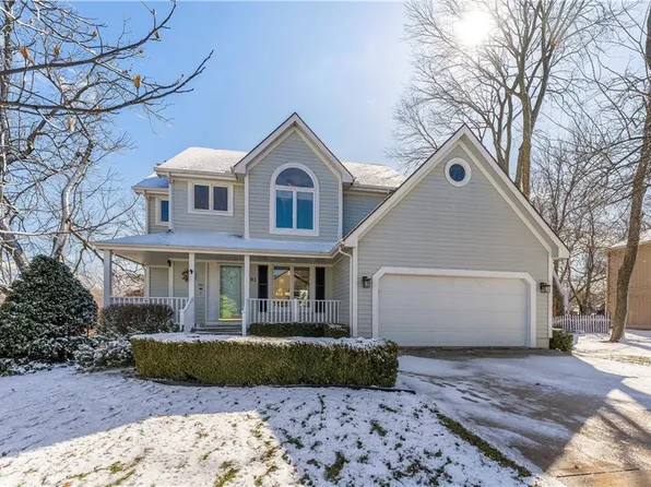 101 Asher Bay St, Smithville, MO 64089