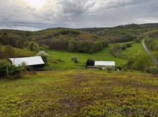 735 Smith Rd, Fairhope, PA 15538