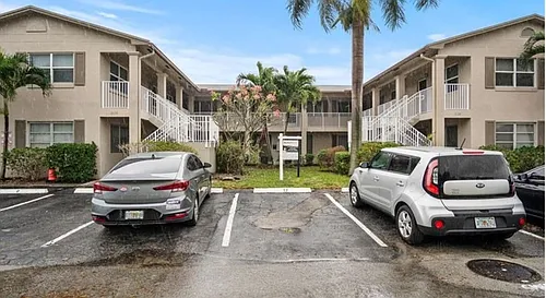 2130 NE 42 Ct Lighthouse Point, FL 33064 Photo 1