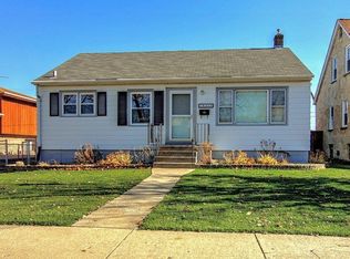 18343 Chicago Ave, Lansing, IL 60438