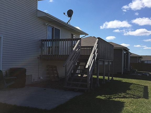 2nd image of 2856 W Arlington St