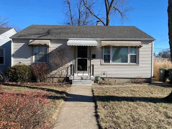 943 E Water St N, Hobart, IN 46342