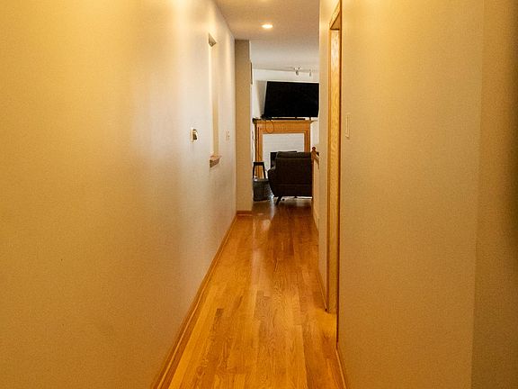 2nd image of 3315 W Warren Blvd Unit 1