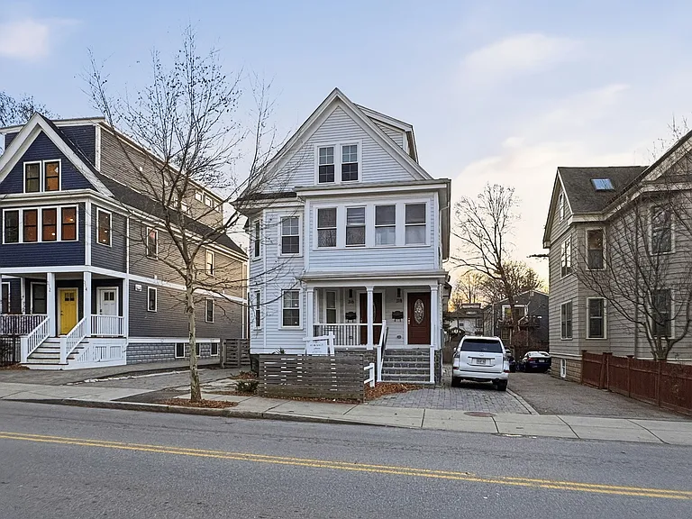 318 Concord Ave #318 — Photo 42