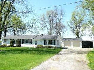 4413 E Vernon Ct, Midland, MI 48640