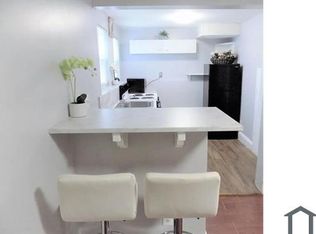 7126 Carroll Ave APT 4, Takoma Park, MD 20912