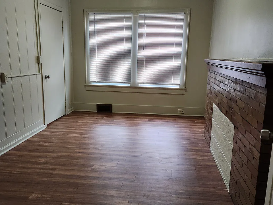 Bedroom #1